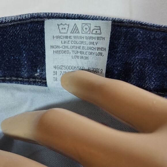 LEE ORIGINAL JEANS, WOMEN'S FIVE POCKET BLUE JEANS, SIZE 12, NOT WORN - Picture 4 of 9
